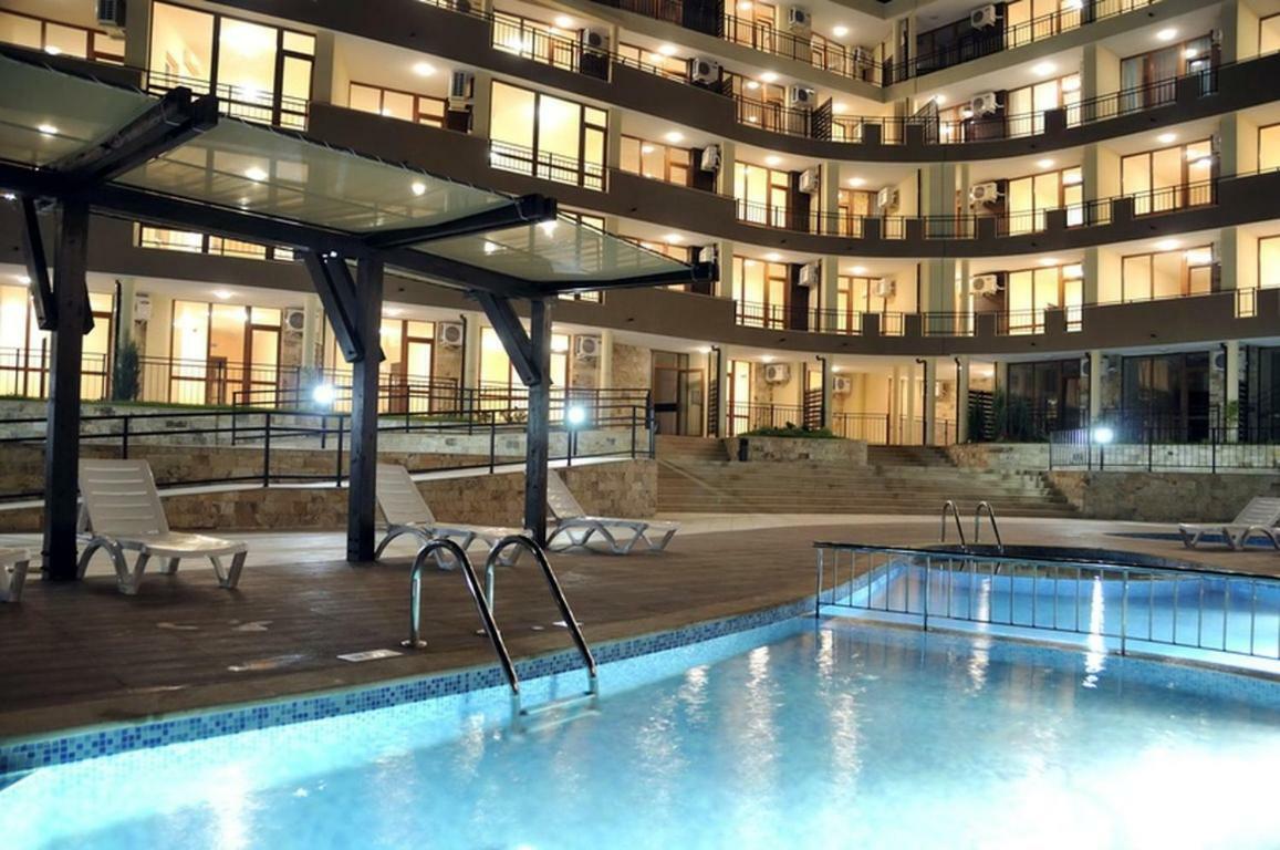Apartament Luxor Sweti Wlas Eksteriør billede